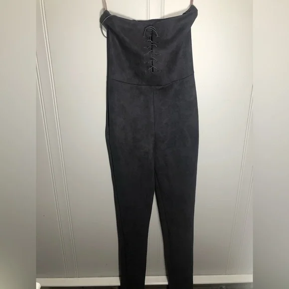 Fashion Nova Gray Suede Jumpsuit Size M - Picture 2 of 6